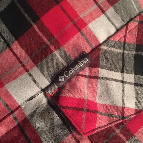 Columbia Button down - Picture 3 of 3